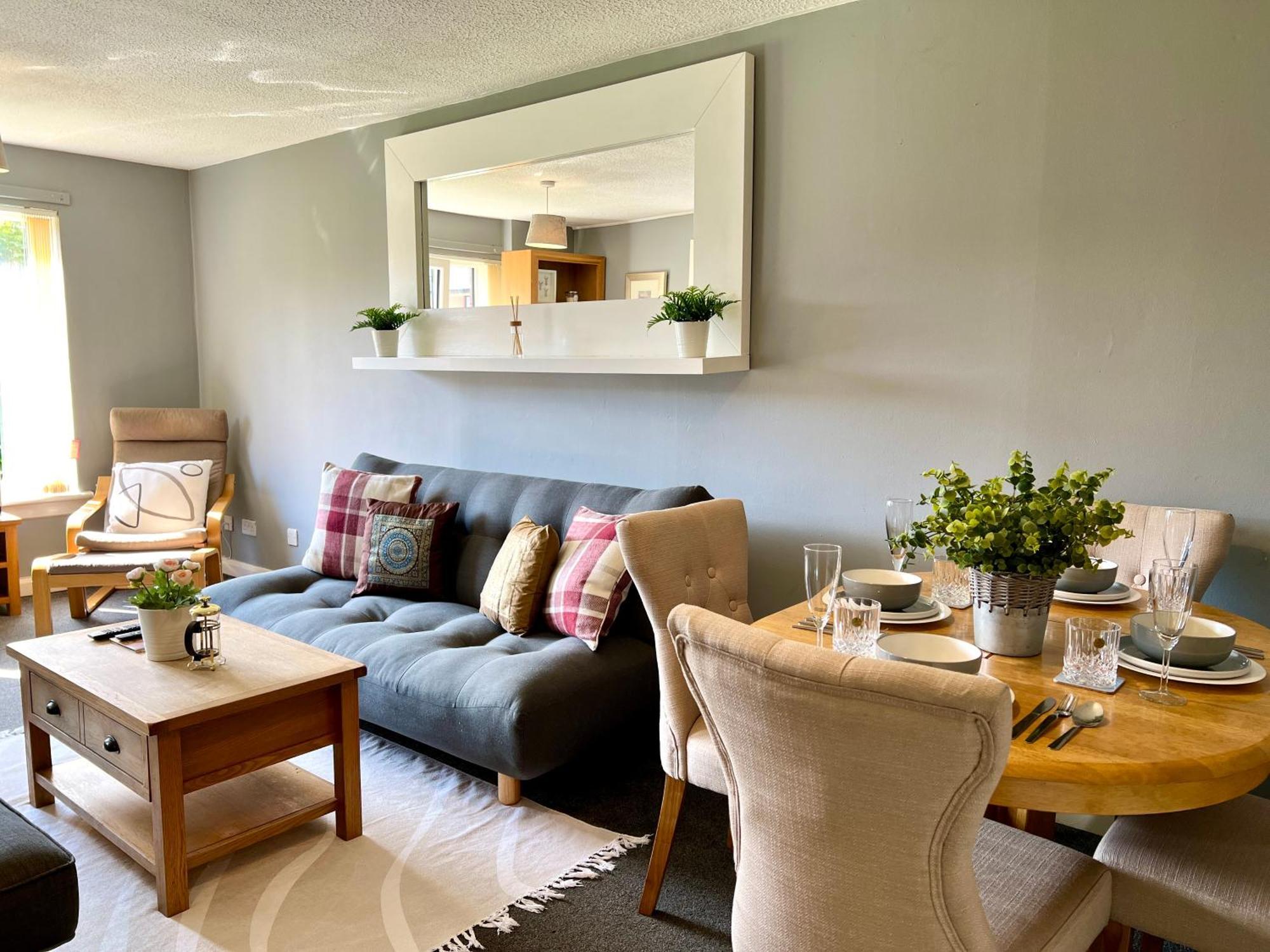 Spacious 2 Bed-Flat In Glasgow City - Free Parking Buitenkant foto