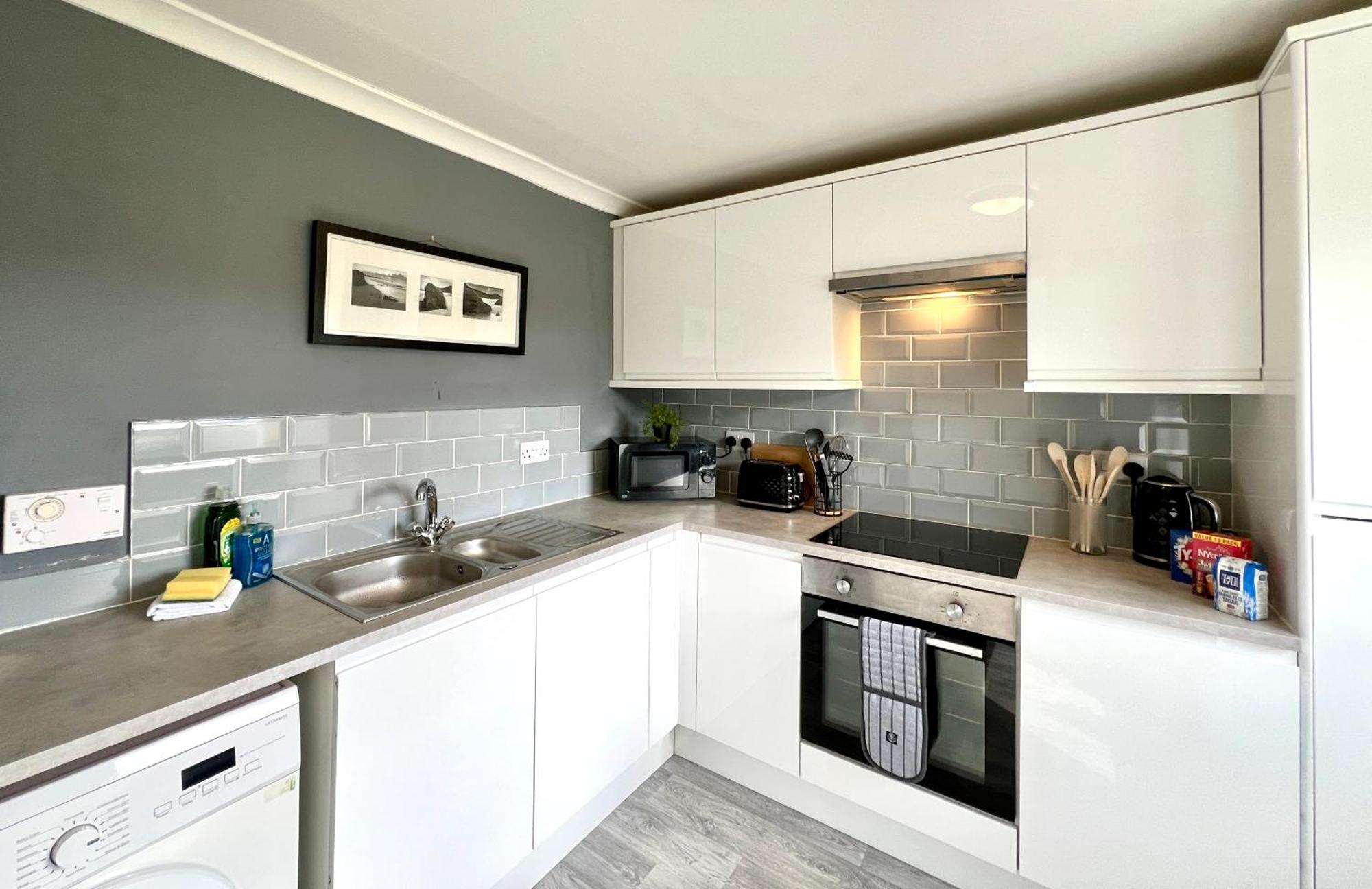 Spacious 2 Bed-Flat In Glasgow City - Free Parking Buitenkant foto