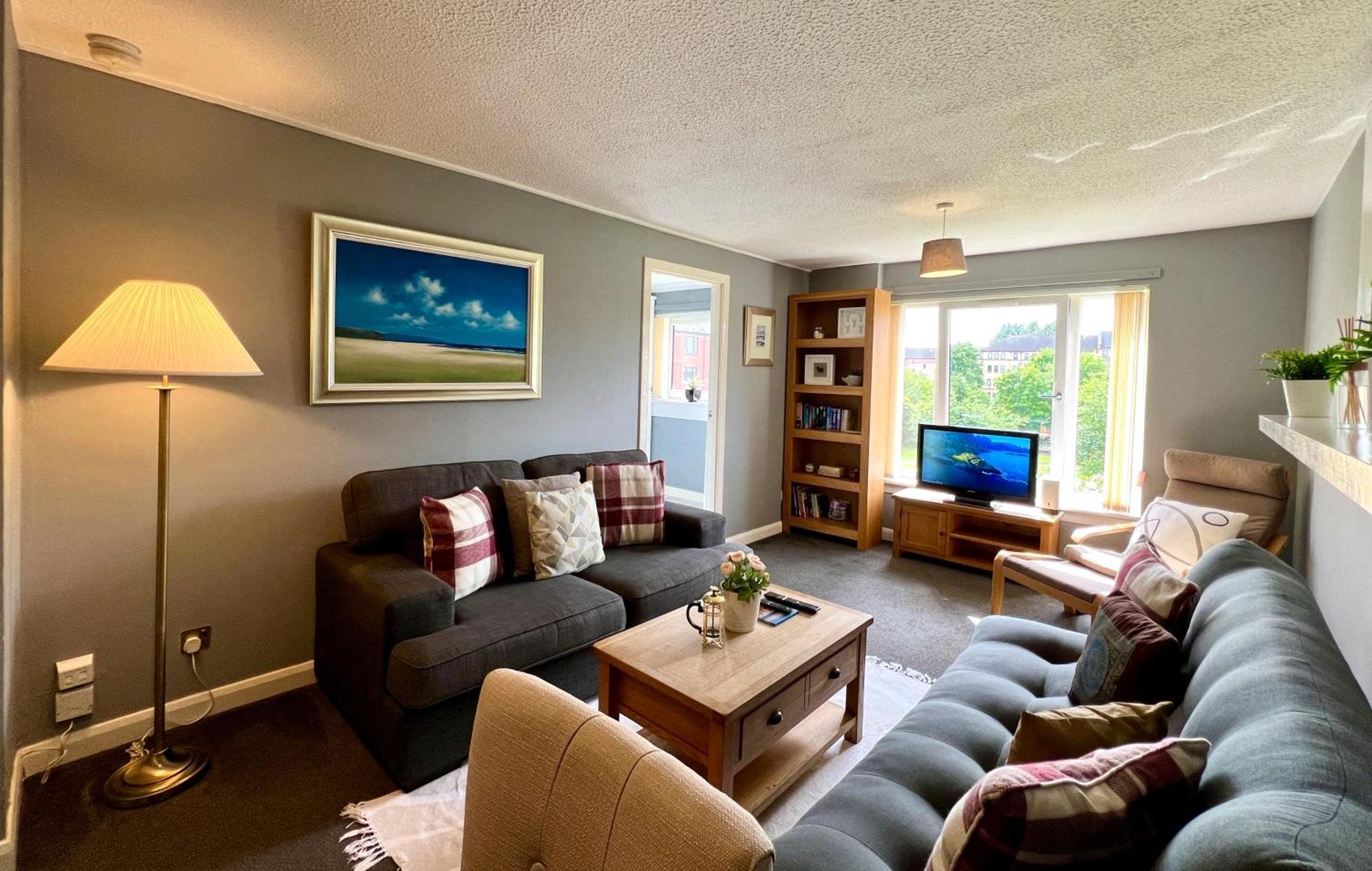 Spacious 2 Bed-Flat In Glasgow City - Free Parking Buitenkant foto