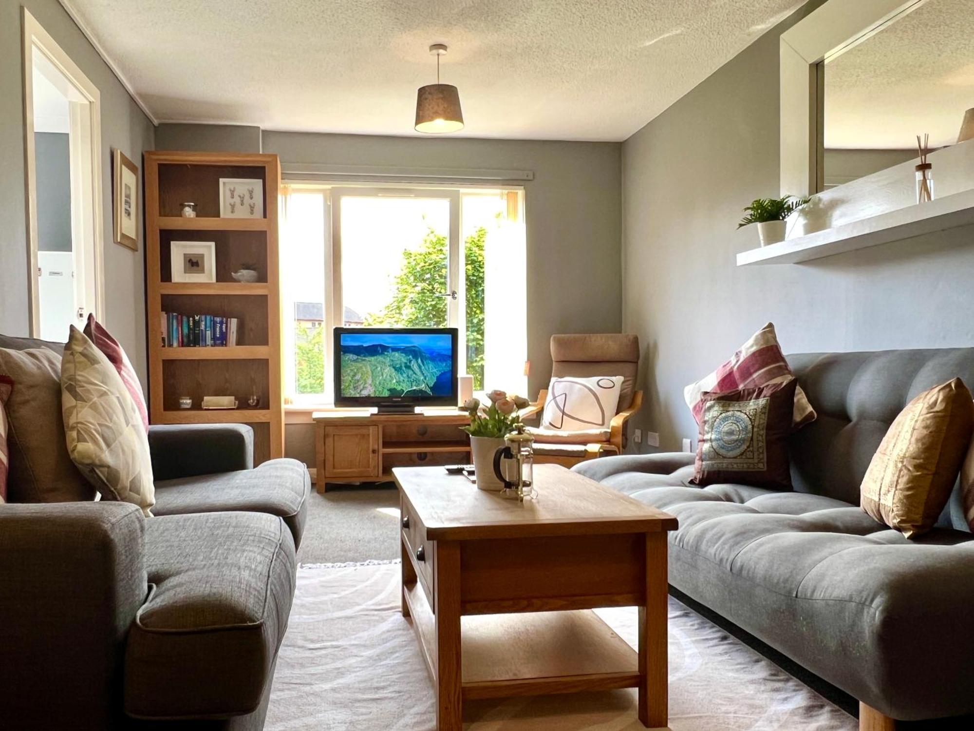 Spacious 2 Bed-Flat In Glasgow City - Free Parking Buitenkant foto